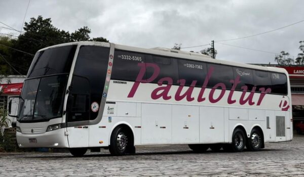 Ônibus 17940 - PauloTur Viagens